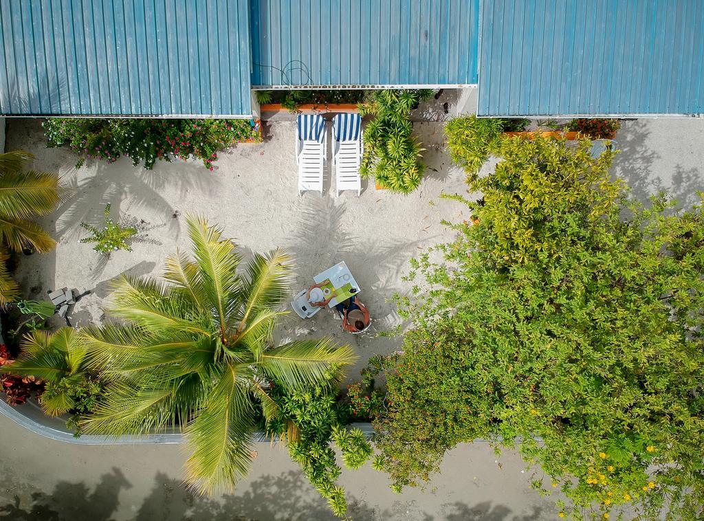 Maclura Residence Maalhos  Exterior photo